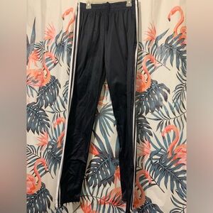 🔥5/$25 Vertical Joggers Sz S